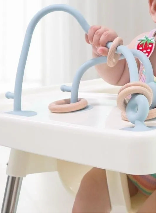 Jouet avec ventouse pour bébé